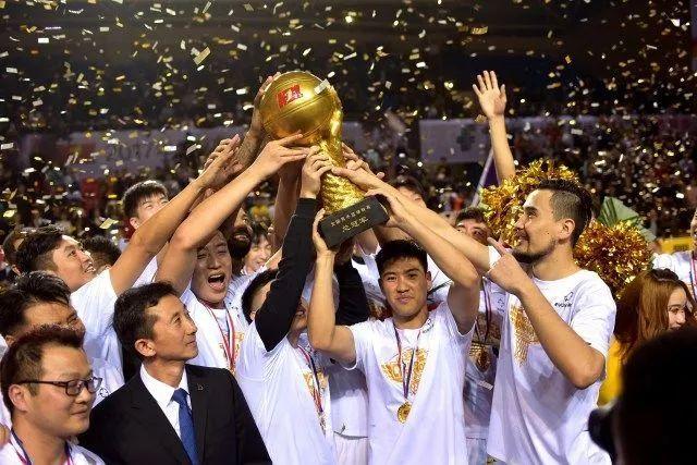 西甲-姆巴佩失点贝林厄姆破门 皇马1-2毕巴